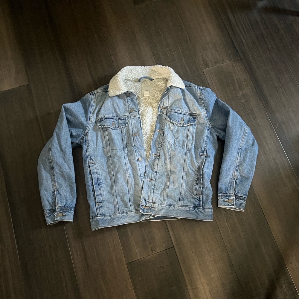 H&M Denim Sherpa-Lined distressed Jacket